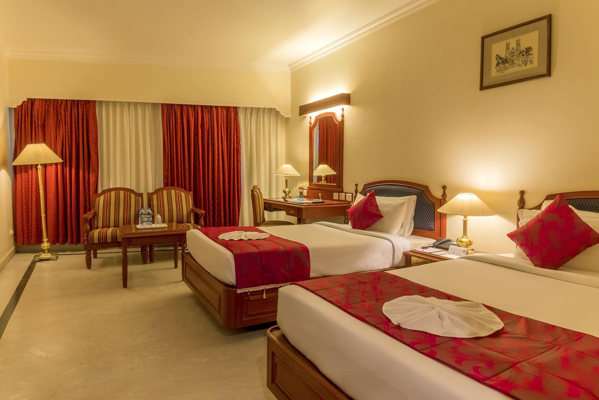Hotel Annamalai International Pondichéry Extérieur photo