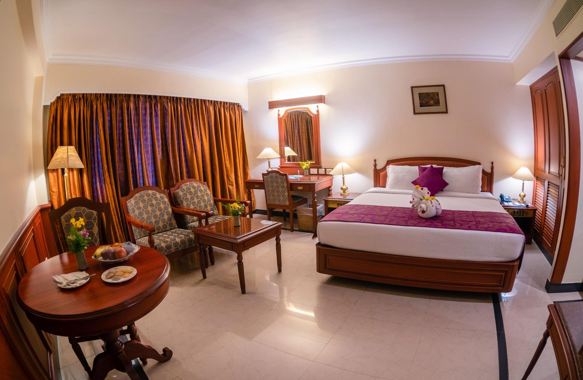 Hotel Annamalai International Pondichéry Extérieur photo