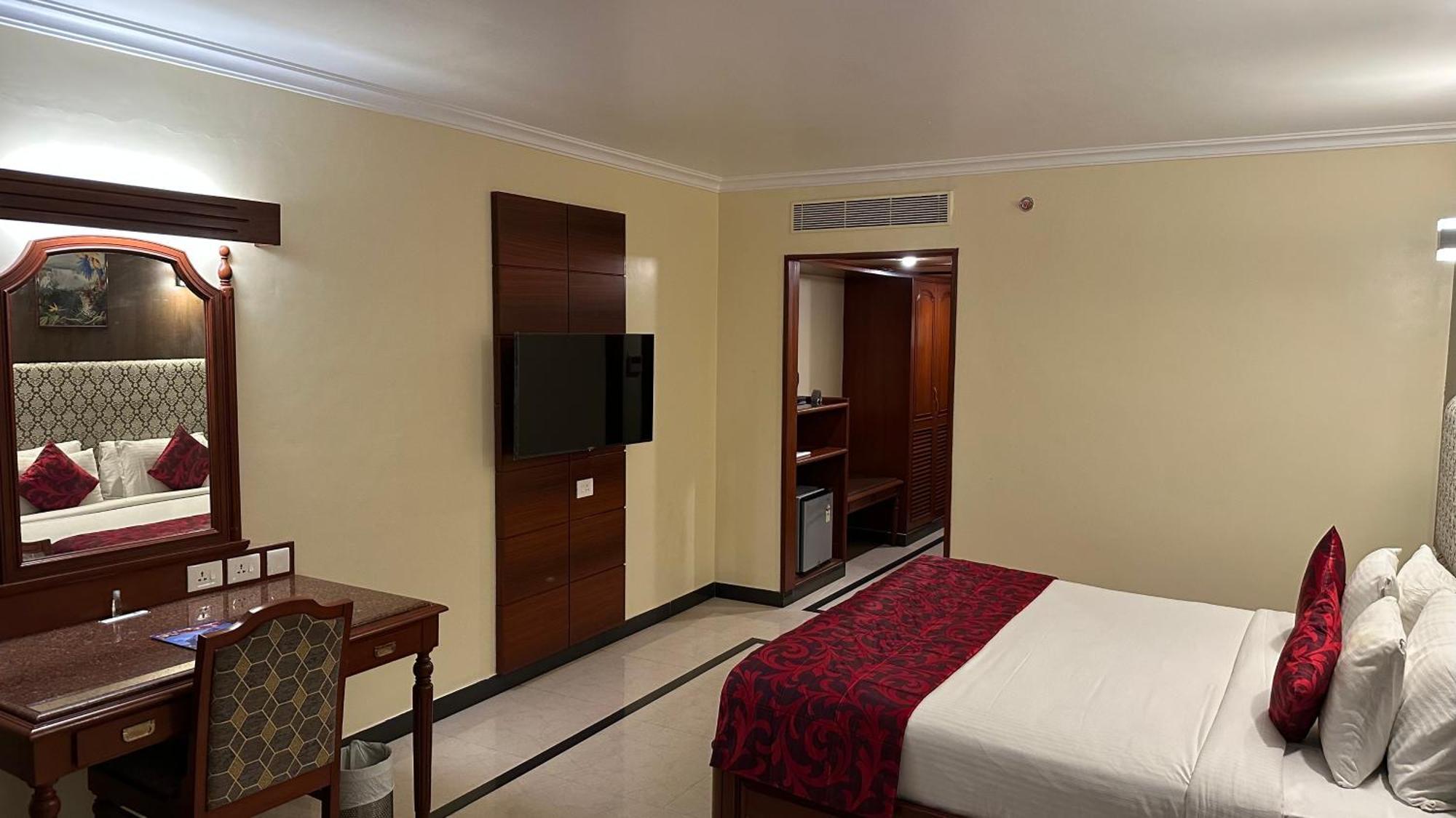 Hotel Annamalai International Pondichéry Extérieur photo