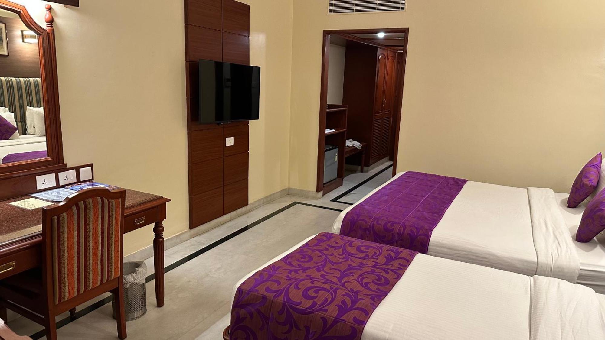 Hotel Annamalai International Pondichéry Extérieur photo