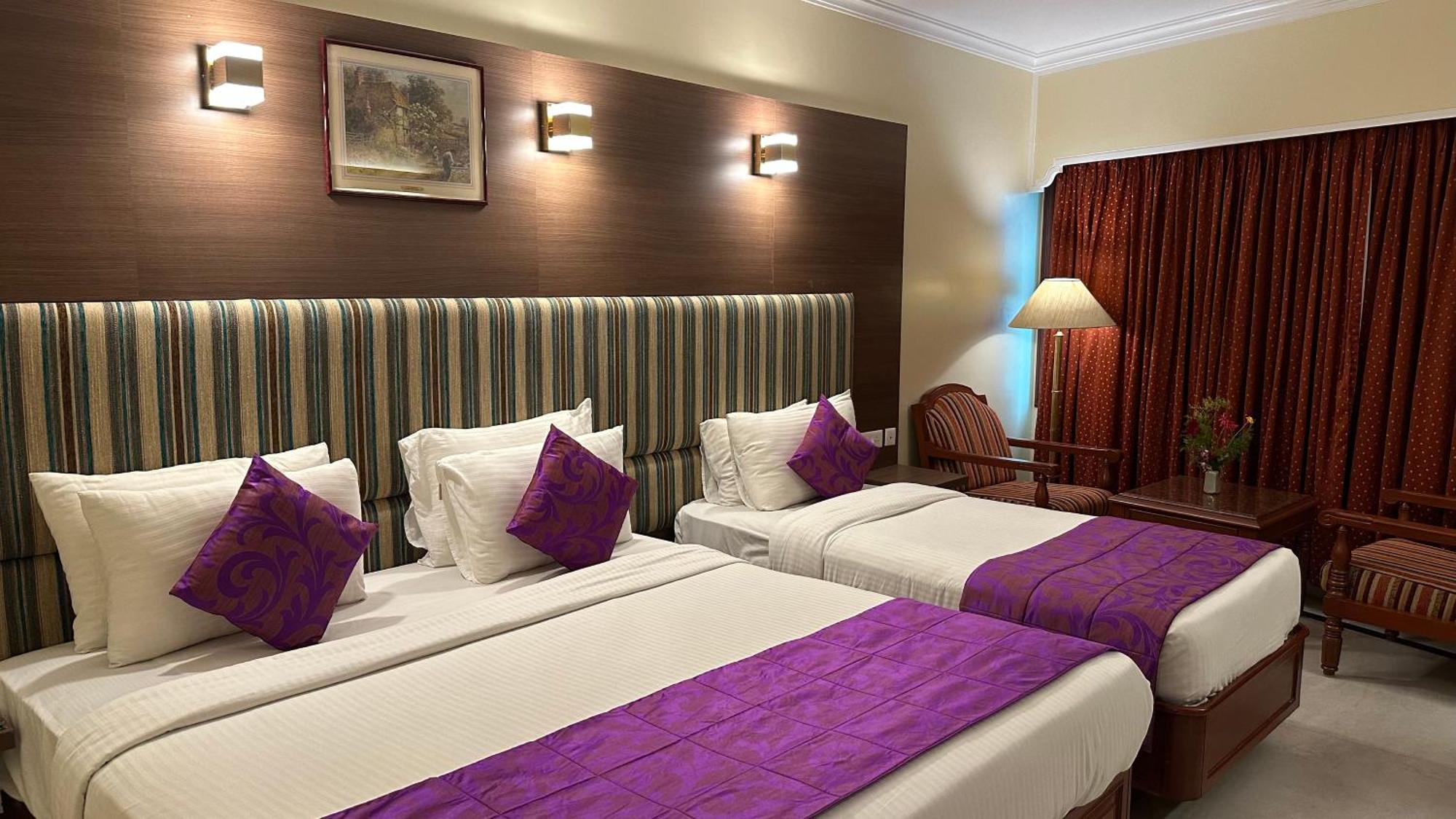 Hotel Annamalai International Pondichéry Extérieur photo