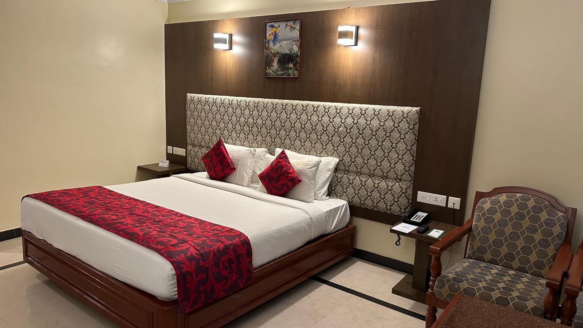 Hotel Annamalai International Pondichéry Extérieur photo