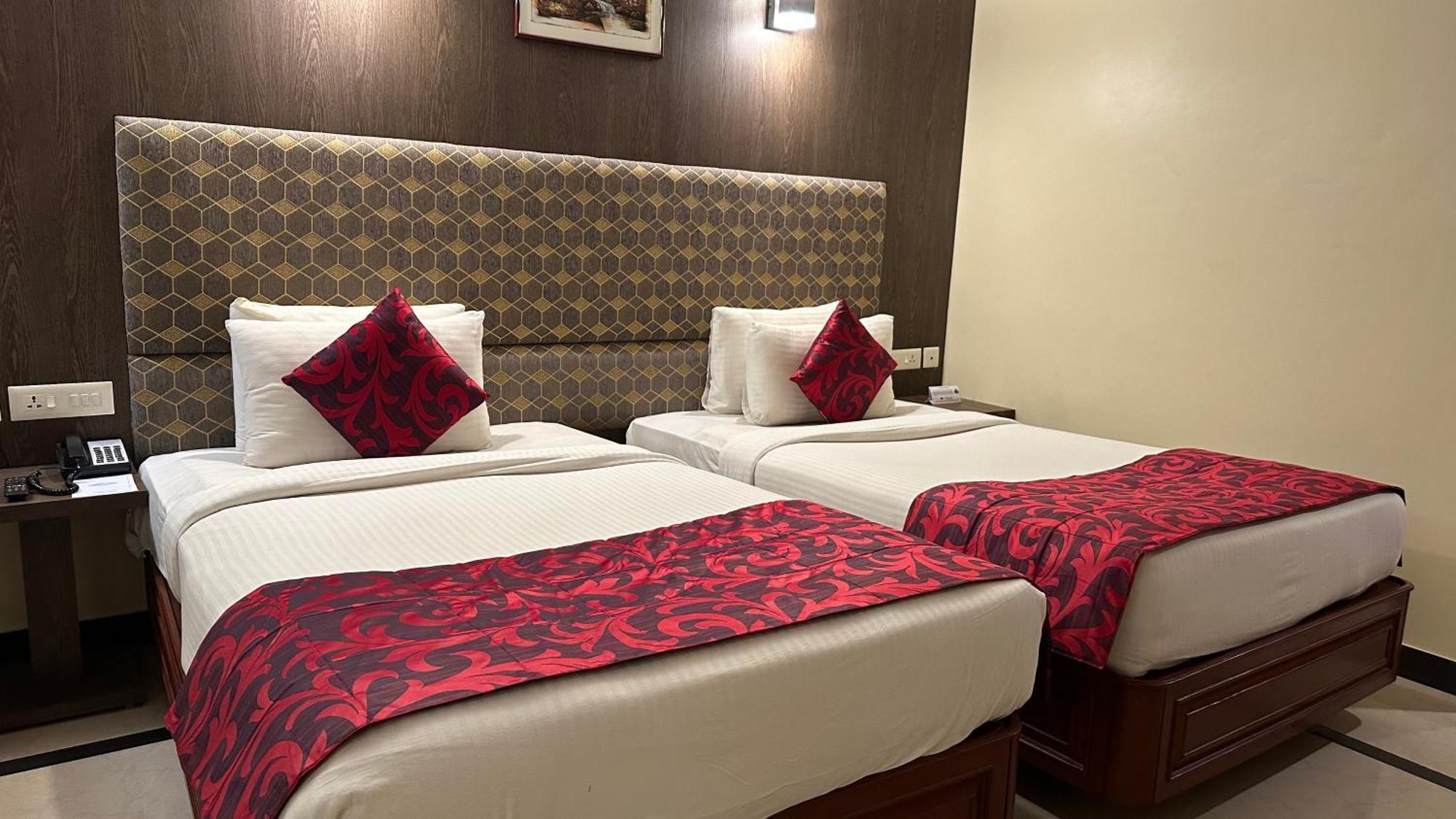 Hotel Annamalai International Pondichéry Extérieur photo