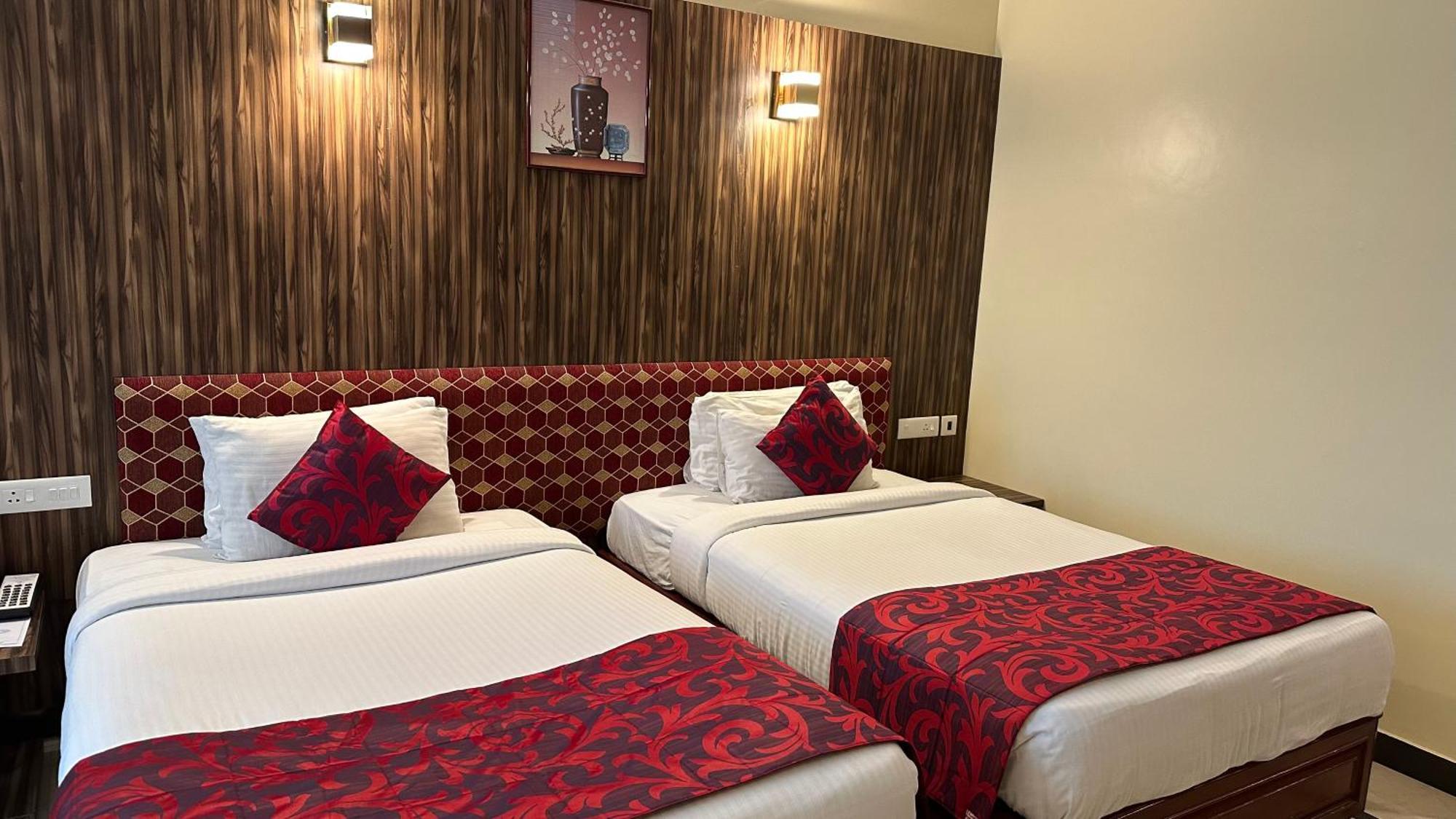 Hotel Annamalai International Pondichéry Extérieur photo
