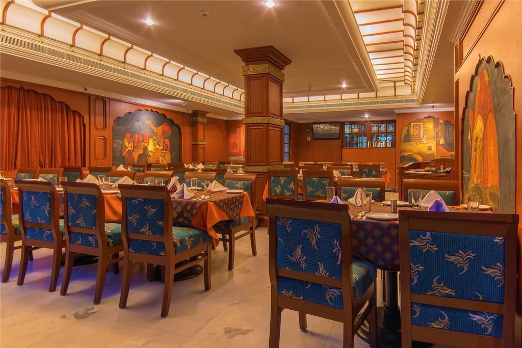 Hotel Annamalai International Pondichéry Extérieur photo