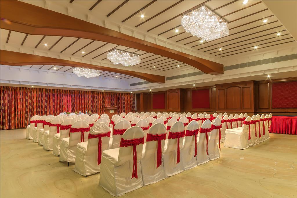 Hotel Annamalai International Pondichéry Extérieur photo